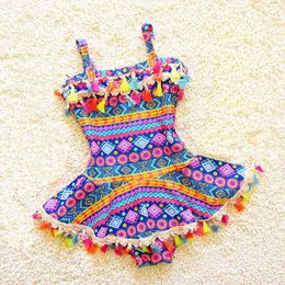 2024 Tassel One Piece Kidwwwwaies mignonnes Baby Girl Swimsuit Summer Children Bathing Costumes Sport Beach Toddler Vêtements Beachwear 240416
