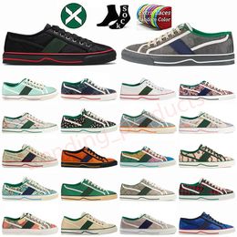 2024 Tennis 1977 Toile High Top Casual Chaussures Luxurys Designer Femmes Marque de chaussures Italie Vert et rouge Web Stripe Semelle en caoutchouc Stretch Coton Low Mens Baskets 36-44