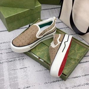 2024 Designer de tennis 1977 Chaussures décontractées Running Training Shoes Designer Chaussures Sports Italien Luxur White Rose Classic Jacquard Denim Vintage Femmes Men Slip on Slide