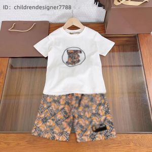 2024 Toddler Designer Clothes T-shirts Kids Kidor Collier Coton Coton T-shirt Pantal