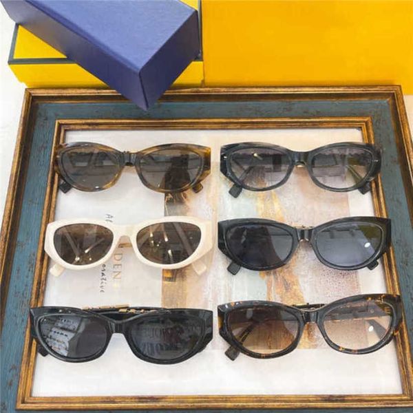 2024 Diseñadores principales 10% de descuento en el diseñador de lujo Nuevas gafas de sol para hombres y mujeres 20% de descuento F Famil Familia Letra personalizada Templo Cat Eye Lesbian Fash032v