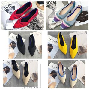 2024 Top Luxury Flat Fothed Ballet Point Single Chaussures Black Soft Soft Soft Trined Femmes Boat Shoe Casual and Confort
