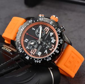 2024 Top Luxury Mens Watch Quartz Endurance Pro Avenger Chronograph 44mm horloges Meerdere kleuren Rubber mannen Horloges Glazen polshorloges