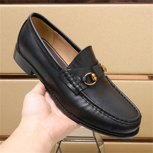 2024 Top Oxford Luxurious Designer Men Dress Zapatos de cuero de cuero negro Mocasins Negocios Handmade Fily Farty Office Wedding Men Peakers Zapatos