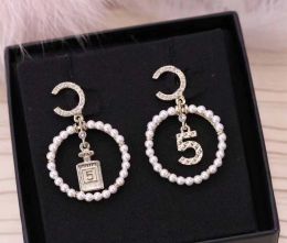 2024 Boucle d'oreille de goutte de qualité supérieure avec forme de bouteille et pendentif perlé pour femmes bijoux de mariage et diamant avec boîte livraison gratuite ps3572