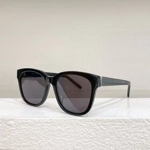 2024 Diseñadores de lujo de alta calidad Gafas de sol Lente Polaroid Para mujer Hombre Goggle Senior Eyewear Carta Tachonado Diamante Gafas de sol M40