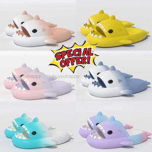 2024 Topkwaliteit Shoessandal Summer Shark Slippers Shark Glaasjes Dikke Soled Shoes Kids Flat Sandals gradiënt Flip Flops Gai Lage prijs Maat 36-45