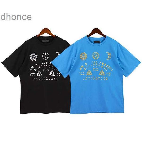 2024 Trende Designer Summer Fashion Trends International Early Printemps New Mens Clothing Series Personnalized Cartoon Digital Sun Moon Print Couple Top T-shirt