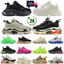 2024 Triple S Diseñador Zapatos casuales para hombres Mujeres Plataforma Zapatillas de deporte Suela clara Negro Blanco Rosa Rojo Royal Neon Green Mens Entrenadores Deportes