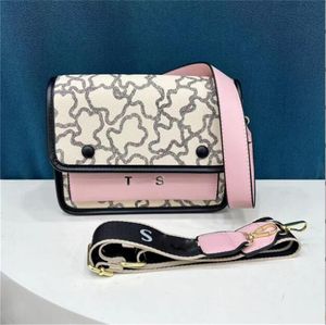 2024 TUS LA RUE AUDREE CROSEBODE TAG Designer Women Solid Leather Flap Magnetic Knopen Handtas Zwart Wit Pink Turn Schouder Satchels Zakken Cross Body A3