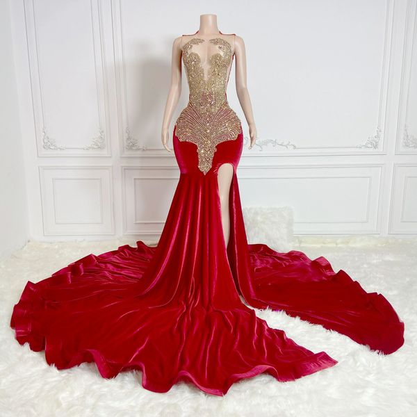 2024 Robes de bal rouges en velours sirène, plus la taille, robes de soirée, col transparent, fente latérale, strass, robe d'anniversaire décorée pour femmes africaines noires, filles NL612