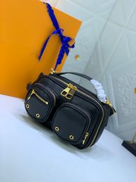 2024 Veelzijdige zwarte crossbodytas in camerastijl - Trendy compact ontwerp met gouden ritssluitingdetails, verstelbare canvas riem en dubbele zakken voor stijl voor onderweg 80450