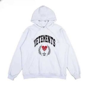 2024 VETEMENTS Hoodie Geborduurde Letters Gedrukt Voor En Achter Heren En Heren Sport Hoodie A9