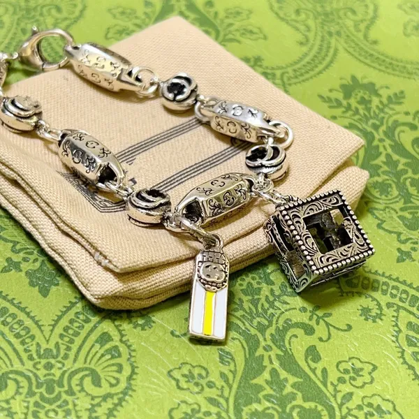2024 Vintage squelette mode carré fantôme pendentif design de luxe bracelet colliers pour hommes femmes punk tour de cou crâne collier bijoux cadeau VAN