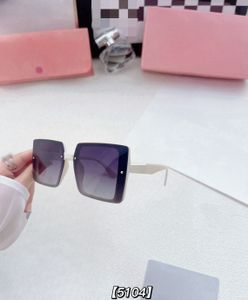2024 Gafas de sol vintage Marcos de gafas Diseñadores de prescripción para mujeres Gafas de sol para hombre Gafas de sol retro Gafas femeninas Protección contra la radiación tablón 5104
