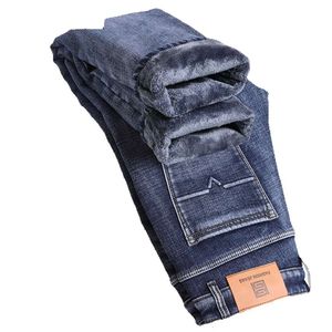 2024 Winter Heren Warme Jeans Dikker Fleece Slanke Rechte Zachte Elastische Business Casual Denim Broek Merk Mannelijke Broek Blauw Grijs