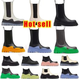 2024 Bottes de neige d'hiver Femmes de pneu de caoutchouc Fonctionnelles Fashion Over Knee Boot Men Woman Motocycle Ankle Malf Anti-Slip Platform Shoes