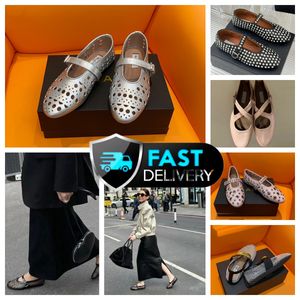 2024 avec boîte à robe chaussures Designer Sandale Ballet Sliver Slider Flat Dancing Femme Toe Staline