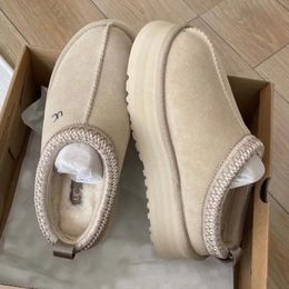 2024 Femme Tasman Pantoufles Châtaigne Fourrure Diapositives En Peau De Mouton Shearling Tazz Pantoufles Mules Hommes Ultra Mini Plate-forme Botte Chaussures À Enfiler En Daim Confort Supérieur Automne Hiver