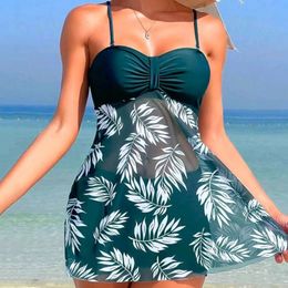 2024 Femmes Bikini Set Leaf Imprimé Socle Two Piece Place Wear Sweetwars Set Tankinis Set Jupe de plage imprimée à la mode 240415