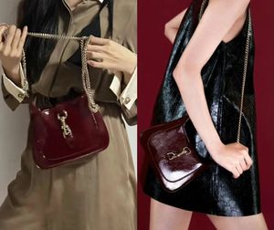 2024 Women Fashion Bag Red Black Quality Luxe schoudertassen Bourgundy Black Cross Body Metal Lock Patent Leer Suede kettingriem portemonnee handtas met doos