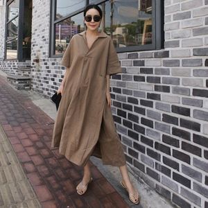 2024 vrouwen linnen v-hals losse jurken Koreaans vintage vaste kleur zakontwerp maxi gewaad kimono vkdr2147