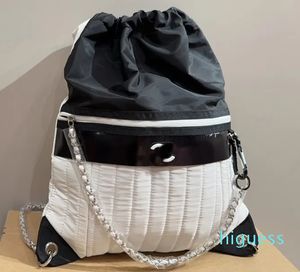 2024 Mujeres de la marca de lujo Bolsa Nylon Mochila Jenny's Vintage Bag Large Capacidad