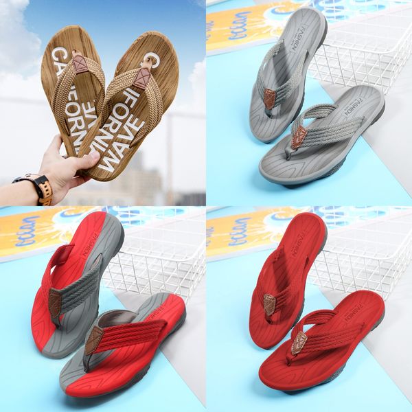 2024 Sandalias de mujer Diapositivas de diseñador Bombas de cuero cepillado Pantalla de verano Moda Chanclas planas Zapatos clásicos