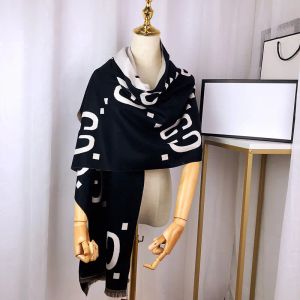 2024 Womens Designer Sjaals Voor Vrouwen Letter G Kleur Contrast Kasjmier Luxe Mannen Elegante Zachte Wollen Sjaals Sjaal Hals Wrap 2401274BF