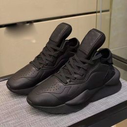 2024 Worlds Top Designers Famous Y3 Chaussures Kaiwa Chunky Luxury Mens Designer Sneakers Veilleur Coue Valfskin Traliners Unisexe Low Casual 71
