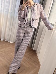Xiaoxiang m * aje, conjunto de Falda corta con ribetes de tweed grueso de colores mezclados, chaqueta de cuello redondo, falda corta con borlas para pastel, ropa de mujer 2024