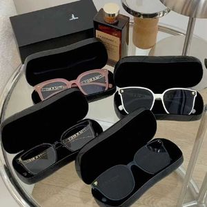 2024 Xiaoxiang zonnebril zijn populair op internet en dezelfde modieuze en stijlvolle stijlen unglassesf orw omend rivingu