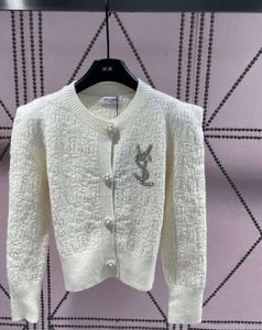 Cardigan tricoté artisanal froissé, poitrine, accessoires de travail lourds, mode tempérament polyvalent, automne 2024, Top22