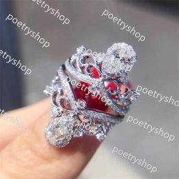 2024Band Ringen Nieuwe Top Verkoop Vintage Sieraden Echte Sterling Sier Waterdruppel Witte Topaas CZ Diamant Edelstenen Vrouwen Bruiloft kroon Band Ring Gift