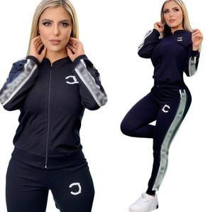 2024c Spring Women's Tracksuit Luxury Brand Fashion Casual Casual Piece Set Veste + pantalon Designer CARDIGANS CARDIGAN