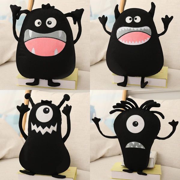 2024 CROSS BONDE NOUVEAU produit laid et mignon drôle Little Monster Dollow Pillow Plush Toy Cartoon Little Black Ghost Anime Doll Wholesale