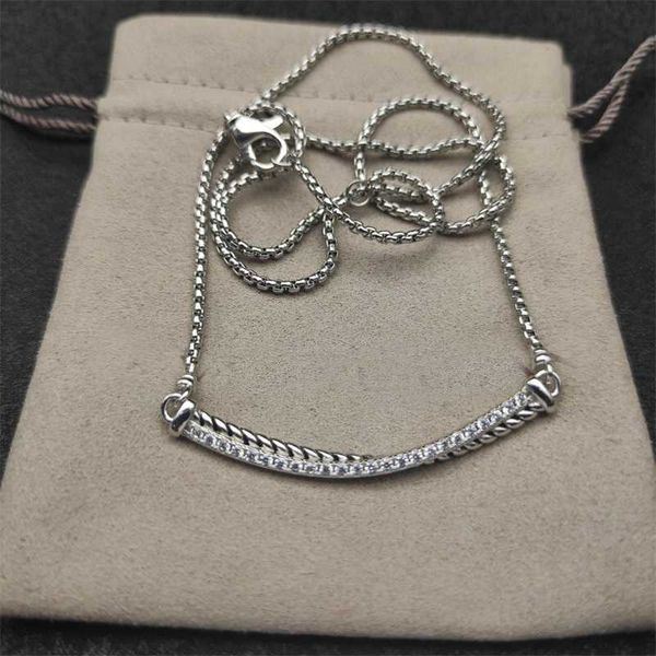 2024DY bijoux torsadés femme collier de luxe croix pendentif chaînes de fil de câble pour hommes créateurs de mode longs colliers pour femmes à la mode zh141 B4