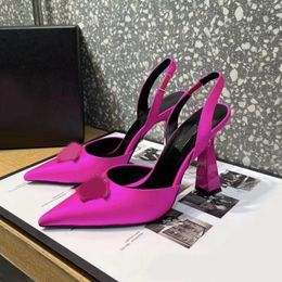 2024 Hoge hakken schoenen Dress Shoes Women Crystal Slingback Pumps Designer schoenen Dinner Sandalen Women schoenen feest mode lederen hoge hakken schoenen puntig