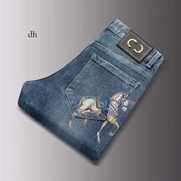 2024New herfst- en winter Nieuwe spijkerbroek voor heren slanke passende enkel-gebonden katoen elastisch Koreaanse jeugd 3D gedrukt lange broek bc