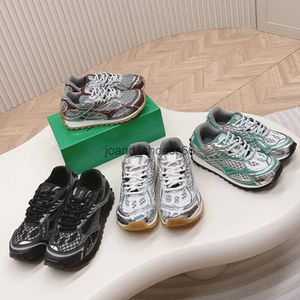 2024orbit Sneaker Designer Runner Chaussures décontractées Femme Femme Men de luxe En cuir Trainers en cuir en cuir Sneakers tissus en nylon