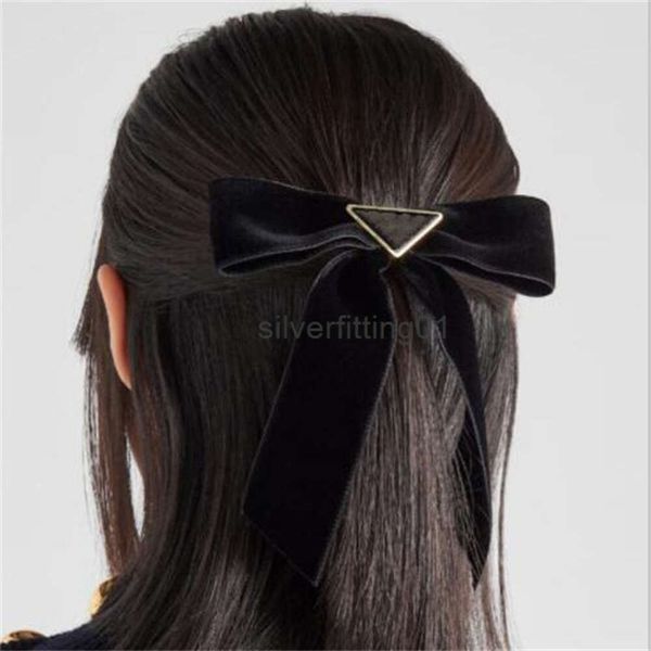 2024SS Mode Bow Barrettes Designer Femmes Filles Velours Épingle À Cheveux Mignon Doux Pinces À Cheveux De Luxe Barrettes Classique Lettre Épingle À Cheveux Bijoux De Cheveux