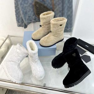 2024SS NIEUWE Designer Boots Black Shearling Booties Moderne Minimalistische laarsjes Fashion Classic Platform REYLON BOTES Dames Sneeuwrubberzole laarzen