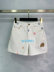 2024SS Summer Designer Nuevo producto de mezclilla para mujeres de manga corta de mezclilla, pantalones de mezclilla de mezclilla, pantalones cortos de mezclilla, set de mezclilla de mezclilla de mujeres.