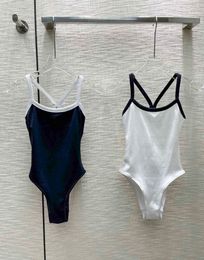 2024SS para mujer Bikinis Traje de baño Hot Summer Classic Color Drak Azul Blanco Top Calidad Lujos Diseñador Ladys Retro Traje de baño Playa Piscina