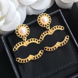 2024Stud Fashion Oorbellen Designer Merk Brief Oor Stud Loop Drop Crystal Koperen Oorbel Vrouwen Goud Sier Plated Bruiloft Sieraden gift