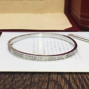 2024Womens Bracelet Gold Torque Bangle dubbele rij diamant luxe sieraden breedte 5 mm verborgen inlegproces Hoge fade resistente armbanden ontwerper voor vrouwen Bijoux Q10