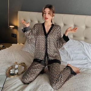 2024Womens Sleepwear Pamas Sets Faux Satin Silk Pyjama Lente zomer Pijama Ladies Longsleeve Shirt Shirt Pants 2 -delige PJS Huiskleding