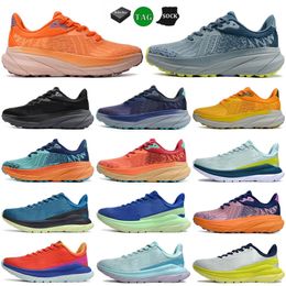 2025 HOK One Bondi 8 Chaussures de course Femme Femme Sneakers Clifton 9 Hommes Blakc Harbor Mens Women Trainers Runnners 36-46