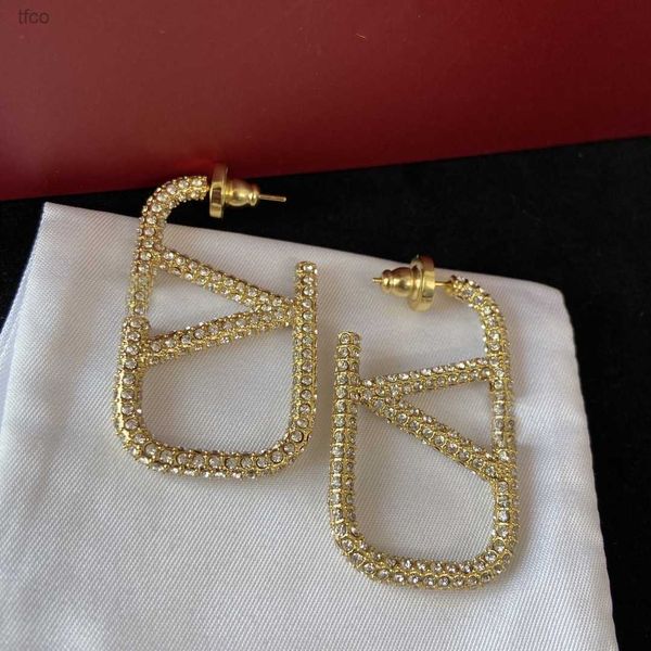2025 Boucles d'oreilles Designer pour femmes Stud luxe or coeur forme perle cristal or double V lettre 925s bijoux en argent classique
