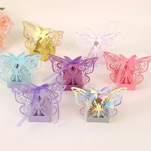 2050pcs Laser Hollow Butterfly Gift Boxes Wedding Candy Chocolate Box Party voor gunsten voor Guest Birthday Wedding Decorations Box 240426